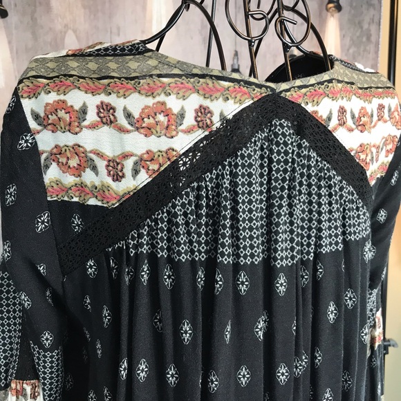 ❗️Sale ❗️ Boho Dress - Picture 3 of 8